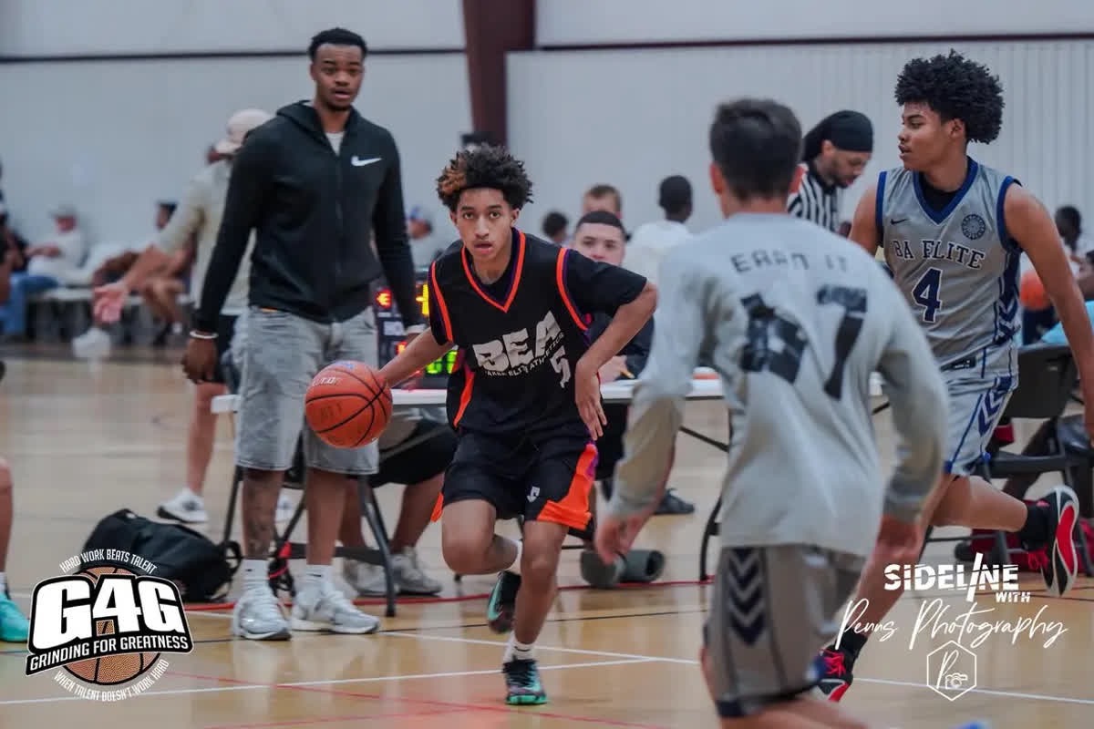 Jeremy Nickerson attacking off the dribble in a BEA Hoops game